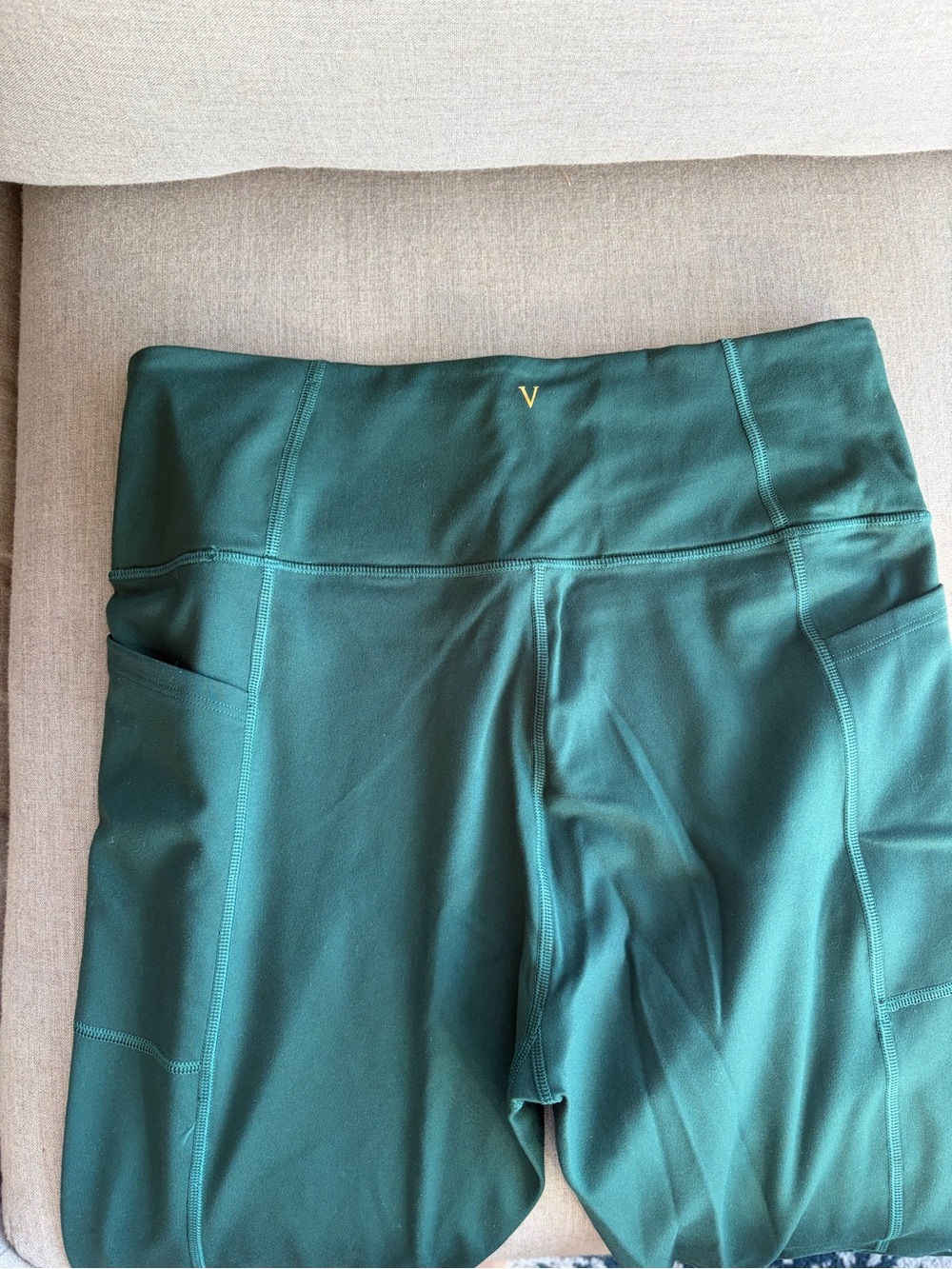 Victoria’s Secret Women’s Active leggings with Side Pockets